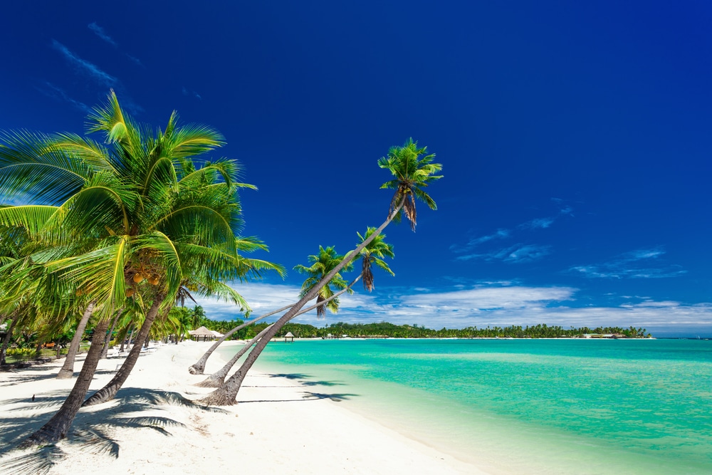 beautiful beaches facts about fiji