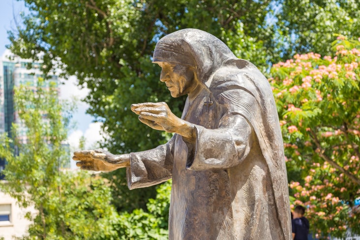 A statue of Mother Teresa in Tirana 