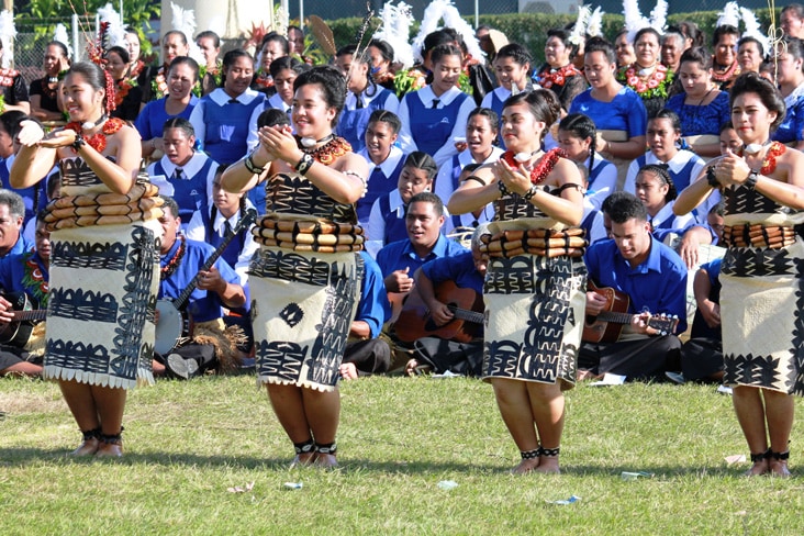Tongan people dancing
