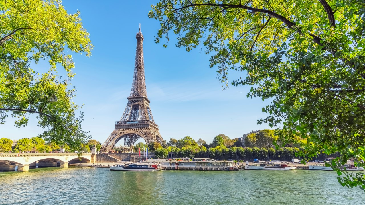 eiffel tower