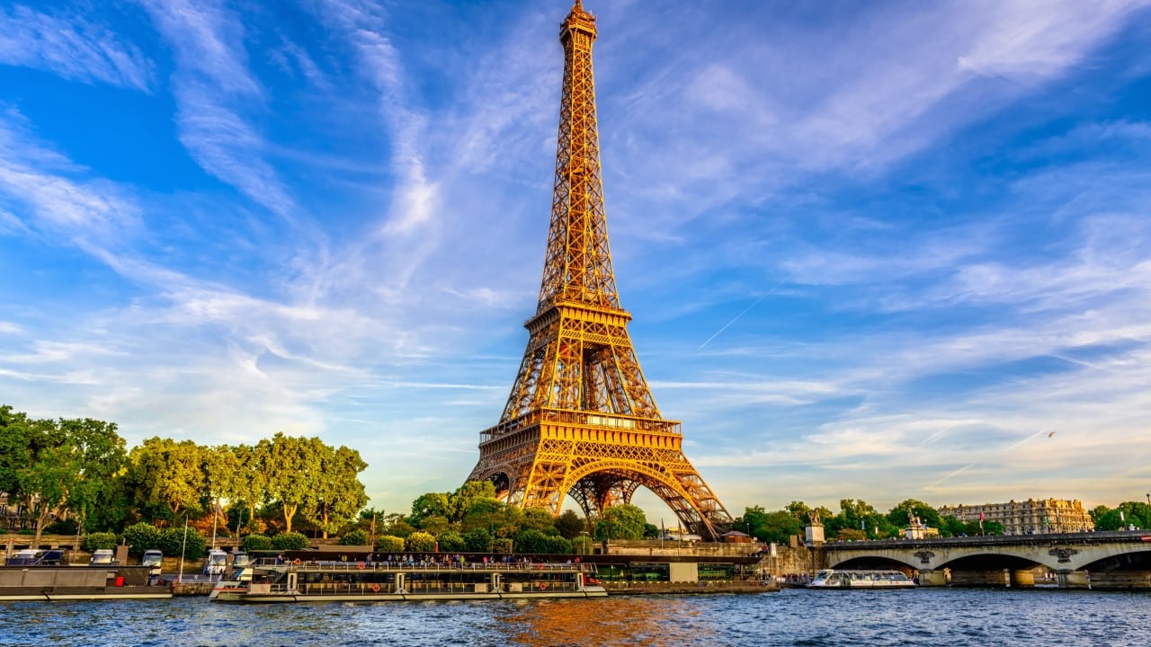 eiffel tower