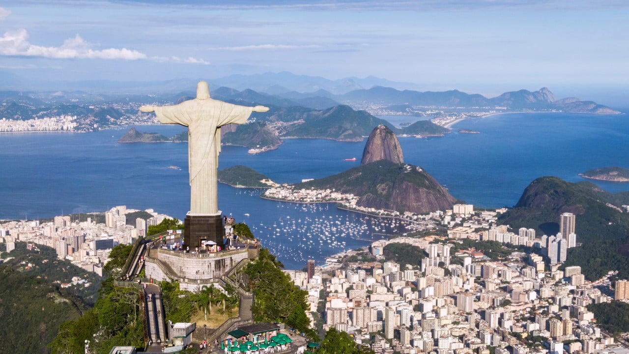 christ the redeemer statue