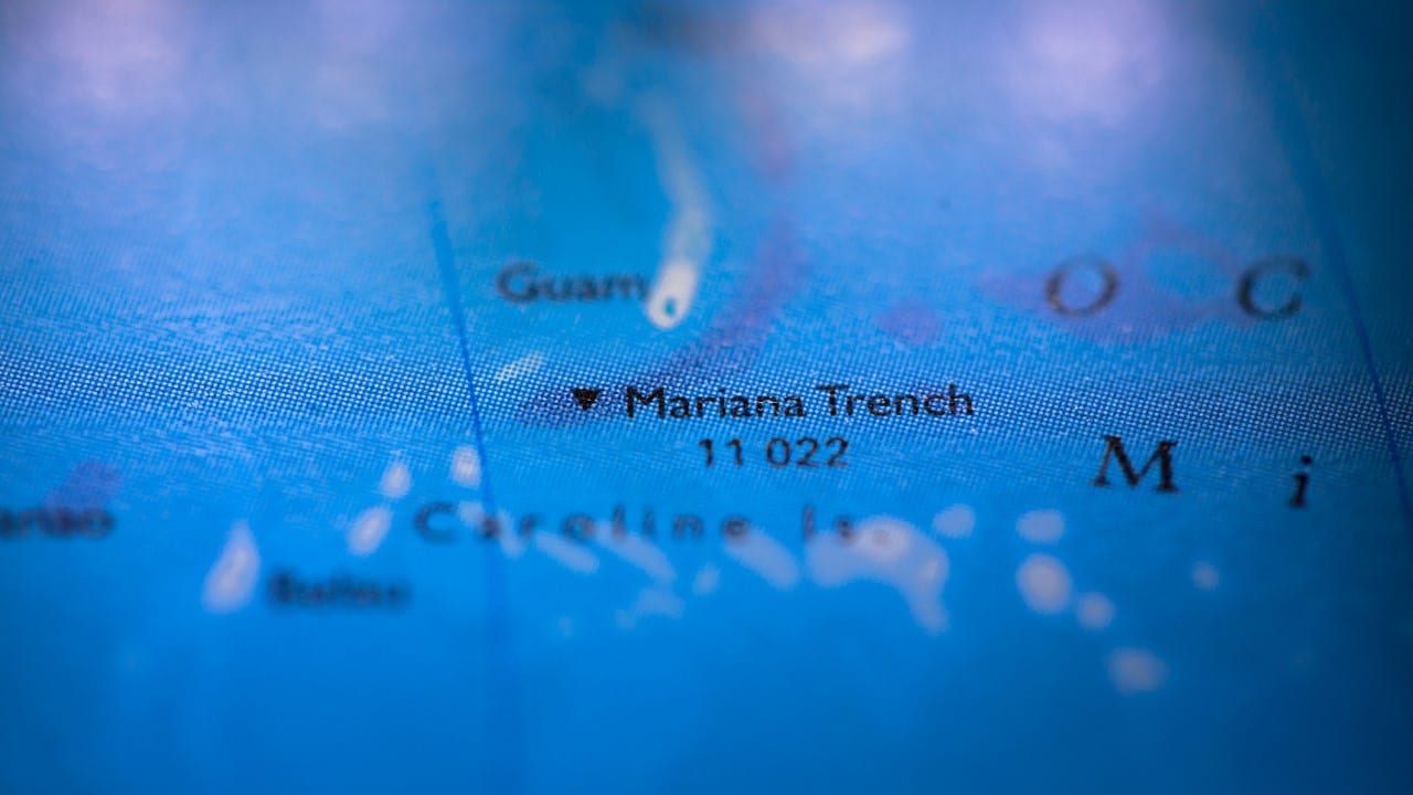 mariana trench