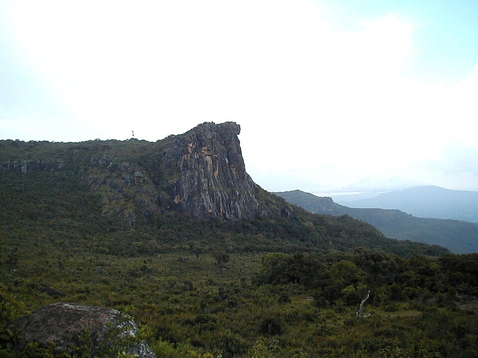 Dame de Maali, Mount Loura